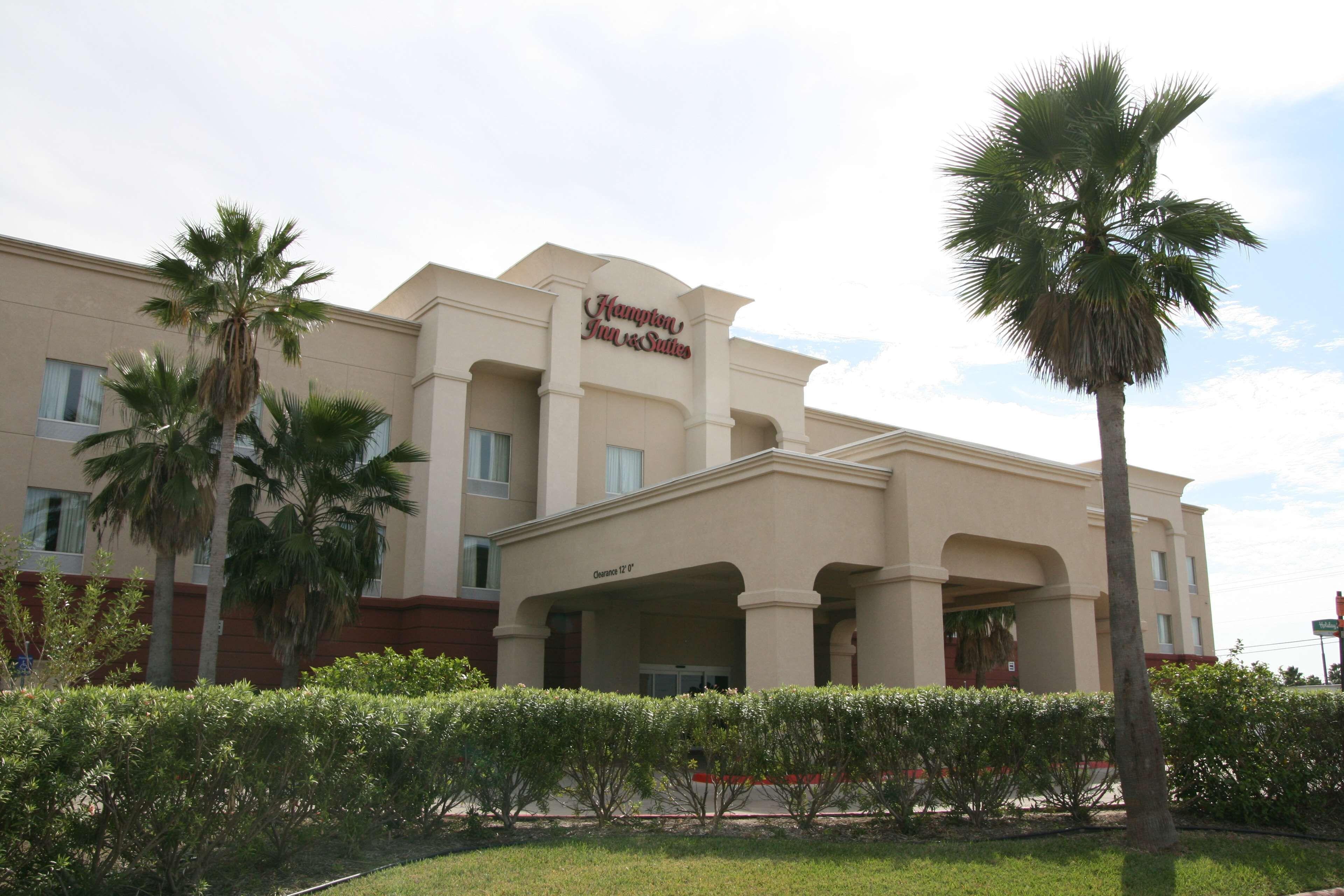 Where to Stay Near Texas Number One Fun Inc: 4 Business Hotels